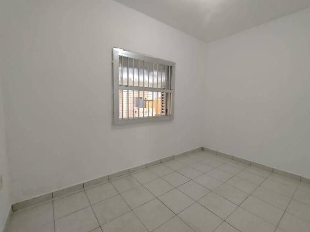 #42 - Apartamento para Venda em Santos - SP - 2